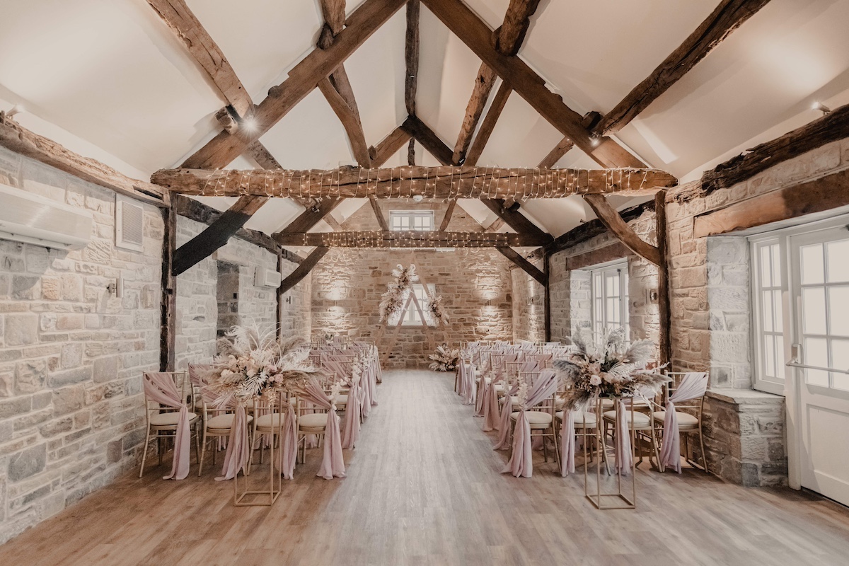 The Perfect Yorkshire Wedding: Say ‘I Do’ at Tankersley Manor Image